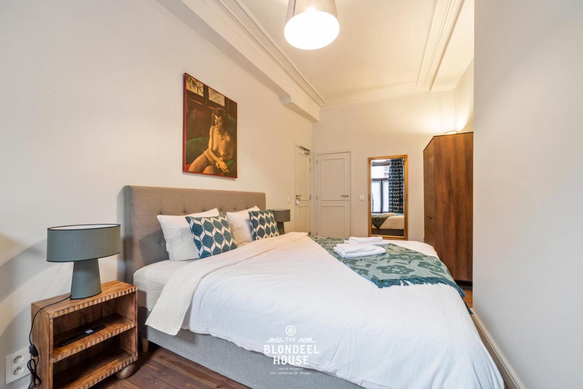Bed & Breakfast The Blondeel House Brugge Center Экстерьер фото