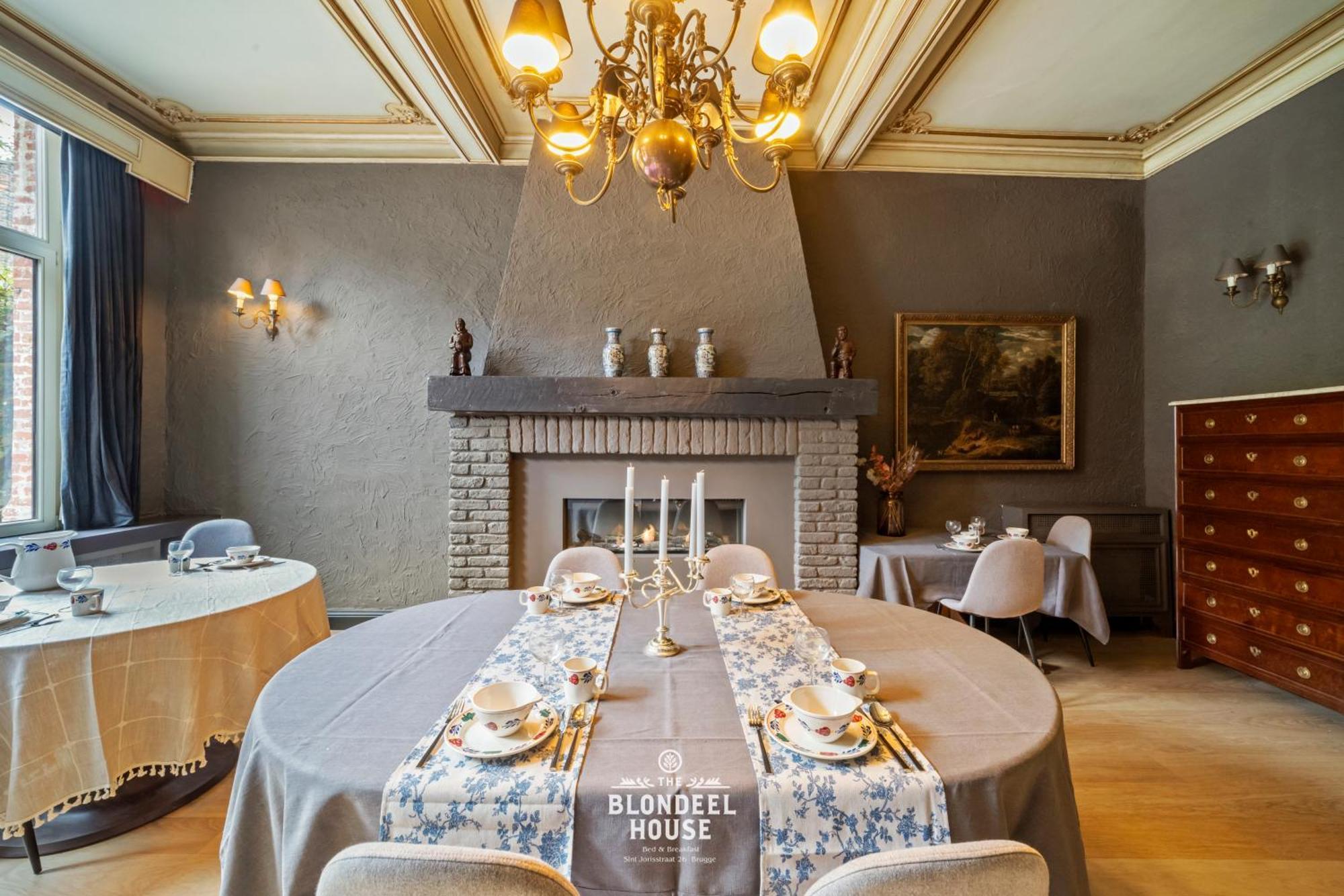 Bed & Breakfast The Blondeel House Brugge Center Экстерьер фото